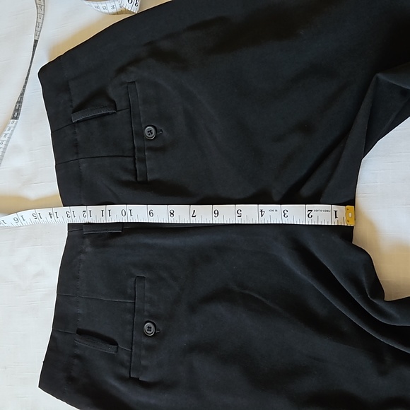 Apostrophe Black Pleated Tapered Leg Pants Size 10 - Picture 12 of 15
